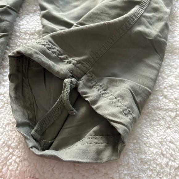 Pants - Picture 3 of 6